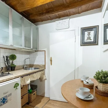Romantica Studio-rental In * Roma