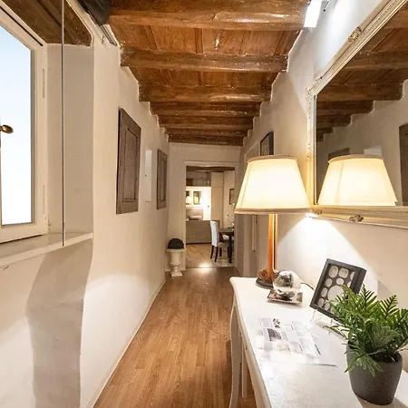 Romantica Studio-rental In Roma