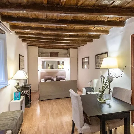 Romantica Studio-rental In Apartamento Roma